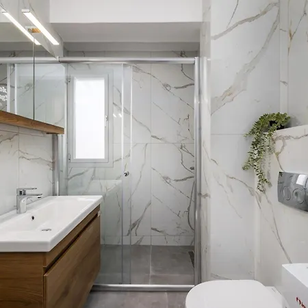 Oval Elegant By Binobi!