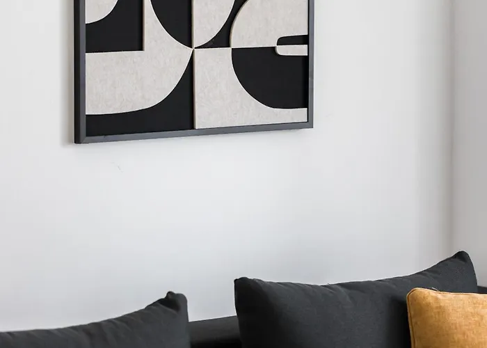 Oval Elegant By Binobi! *