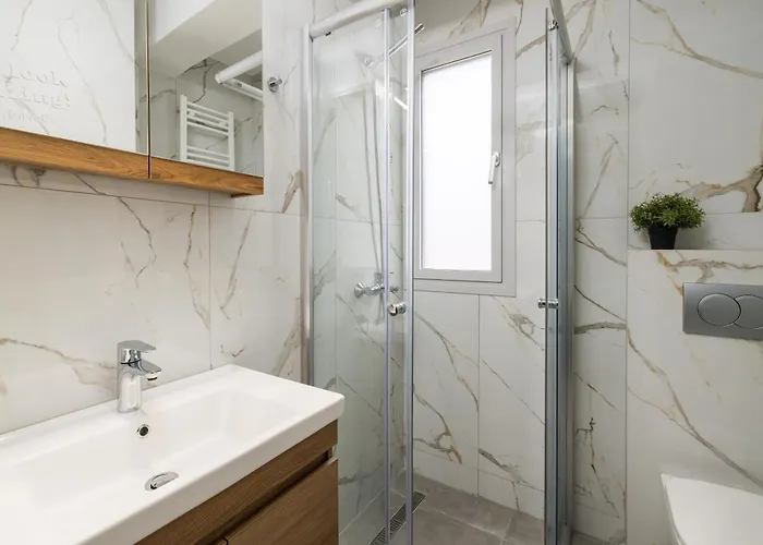 Oval Elegant By Binobi! Thessaloniki