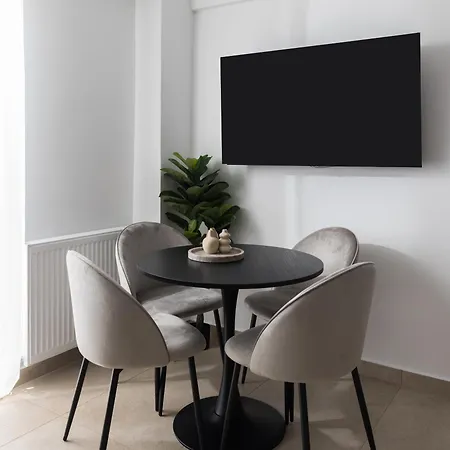Oval Elegant By Binobi! Апартаменты *